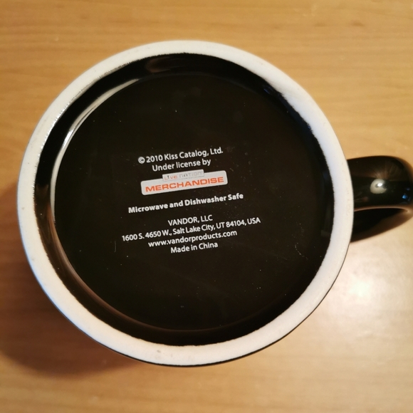 KISS Rock and Roll Over Mug - Picture 3 of 5